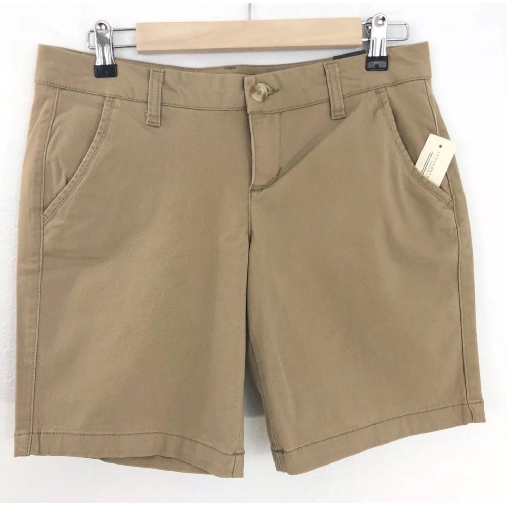 Aeropostale Bermuda Twill Shorts Size 6 NWT